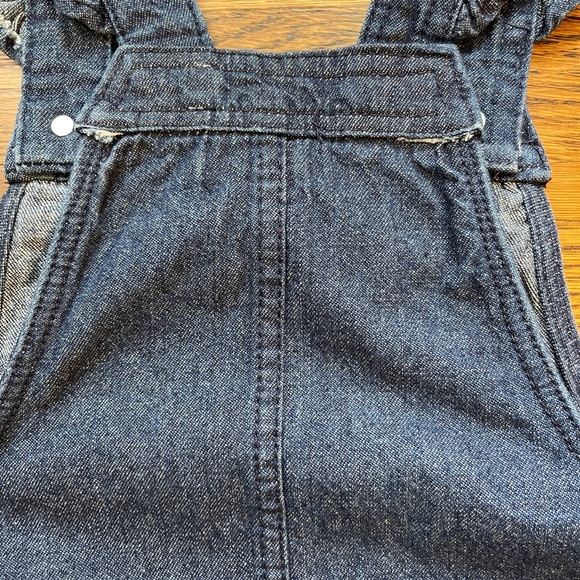 Cynthia Rowley Denim Apple Appliqué Embroidered Jumper with Ruffled Straps 5 - Picture 7 of 13